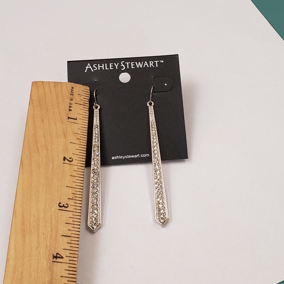 Ashley Stewart, NWT, silver tone clear rhinestones bar dangle pierced earrings - Picture 10 of 10